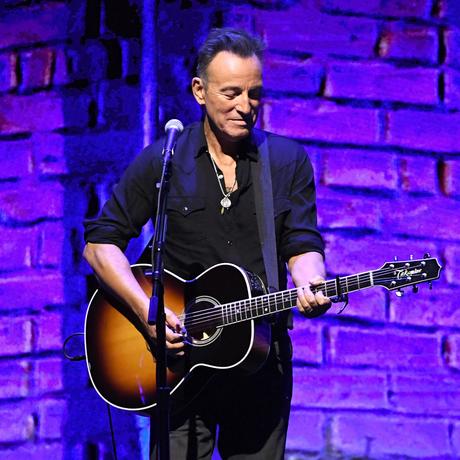 Bruce Springsteen and The E Street Band (18+ Event)