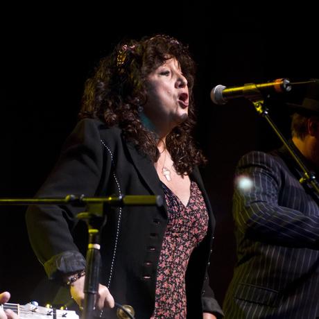 Maria Muldaur & her Jazz Quintet Holiday Show
