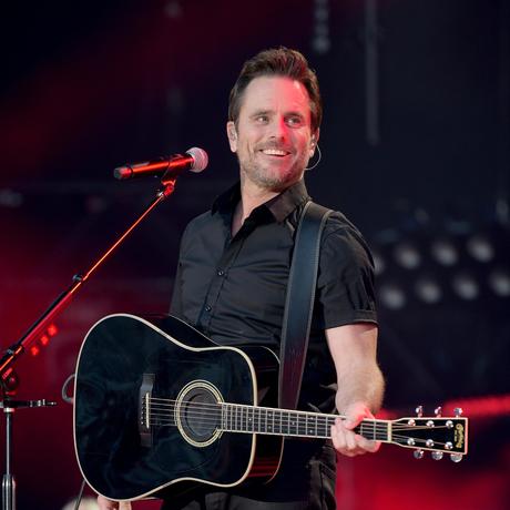 Charles Esten (21+ Event)